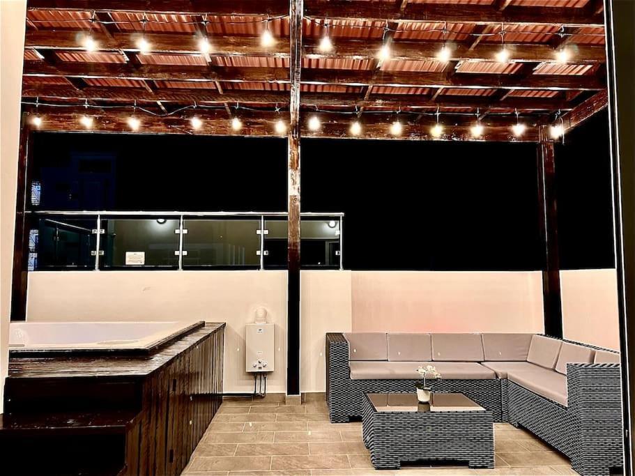 Magnificent Pent House W/Jacuzzi Διαμέρισμα Santiago De Los Caballeros Εξωτερικό φωτογραφία